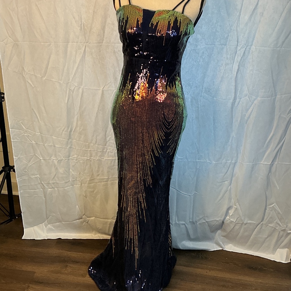 Kara and Kate Sequin Mermaid Evening Gown NWT Small